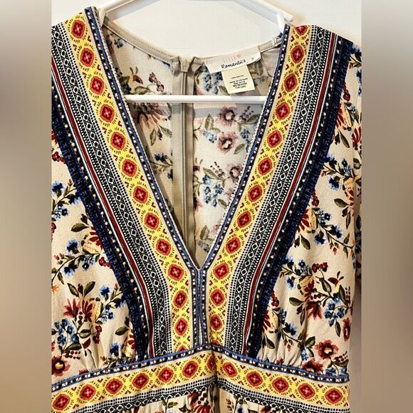 Urban Romantics Casual Midi Dress Floral Boho Ivory Size Small - Picture 7 of 7